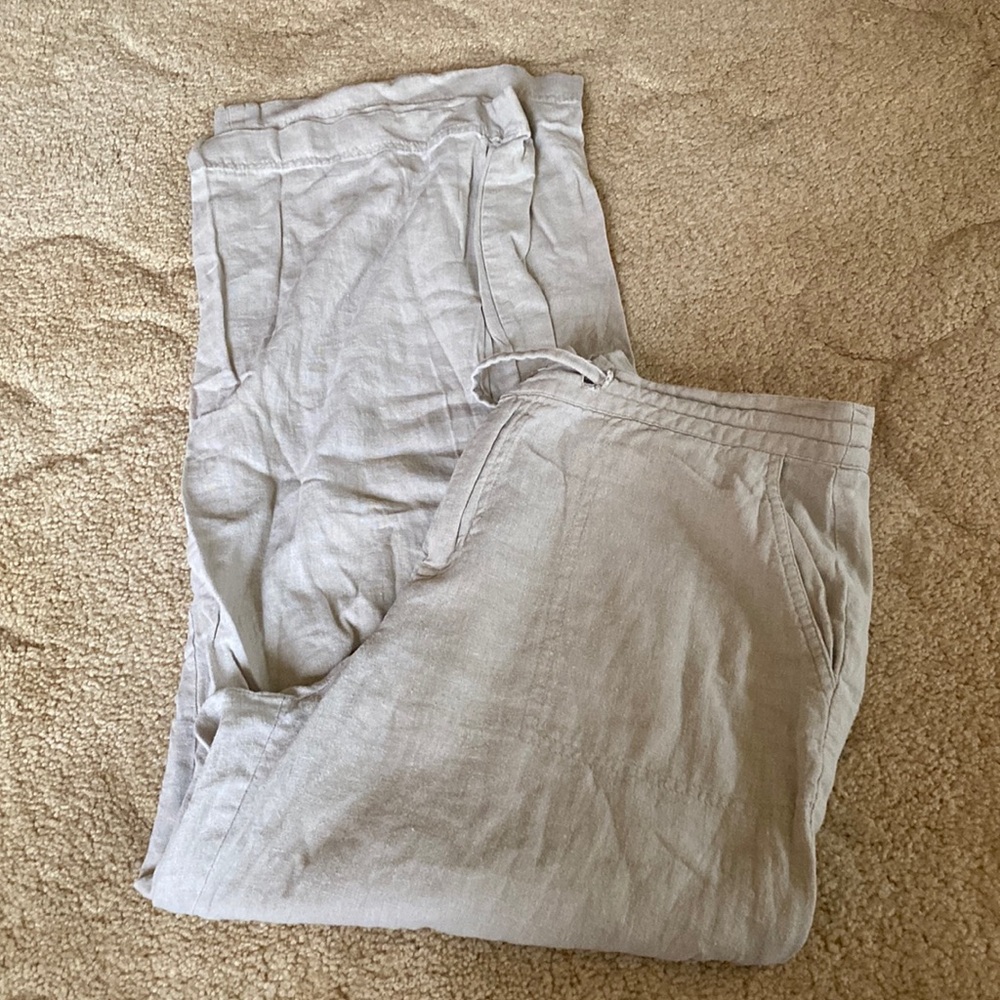 Real comfort by Chadwick women’s size 6 flow pants color tan with pockets